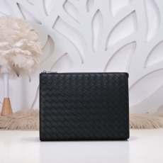 Mens Bottega Veneta Clutch Bags